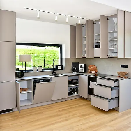 Białe - Czarna Góra *