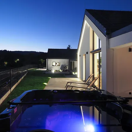 Białe - Czarna Góra Villa